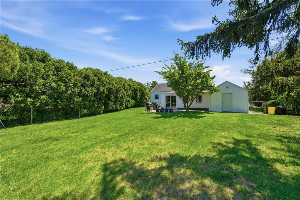 15 Russel Avenue Out of NYC Nassau NY 11714