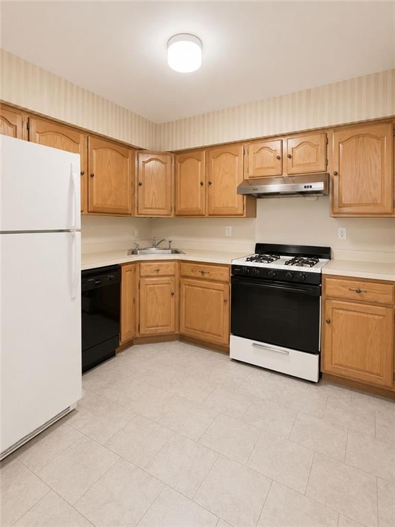 1571 67th Street Bensonhurst Brooklyn NY 11219