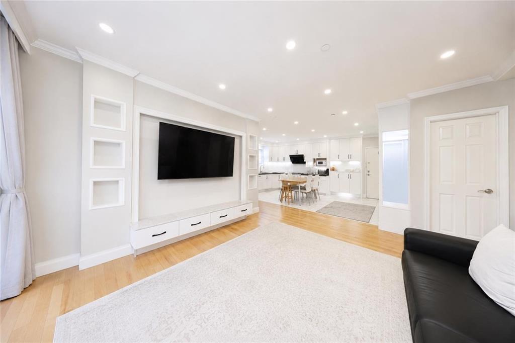 1270 Bay Ridge Parkway Dyker Heights Brooklyn NY 11228
