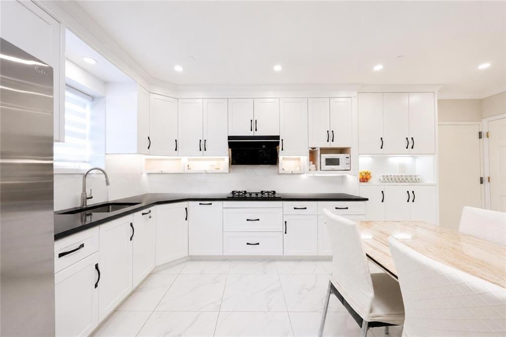 1270 Bay Ridge Parkway Dyker Heights Brooklyn NY 11228