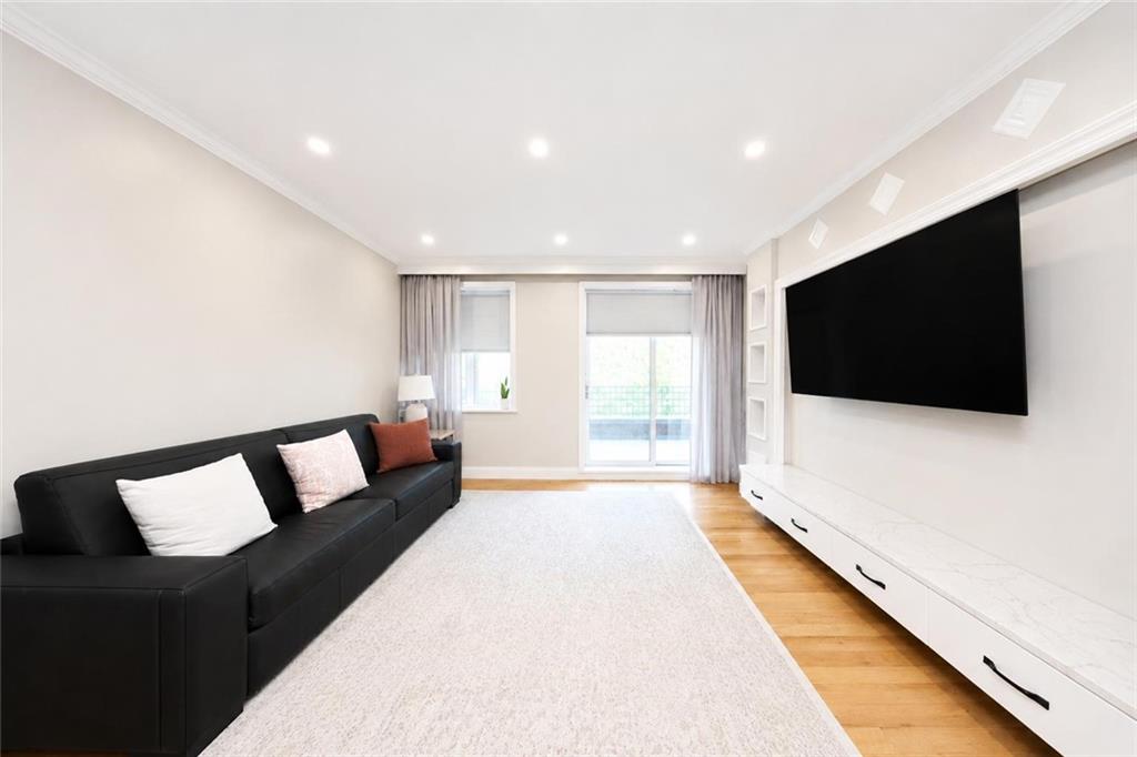1270 Bay Ridge Parkway Dyker Heights Brooklyn NY 11228