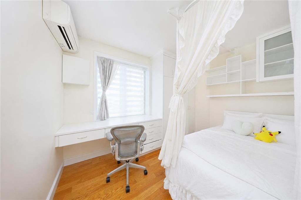 1270 Bay Ridge Parkway Dyker Heights Brooklyn NY 11228