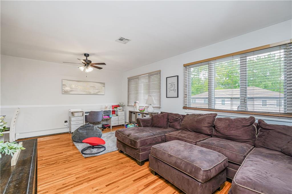 9 Prague Court Prince's Bay Staten Island NY 10309