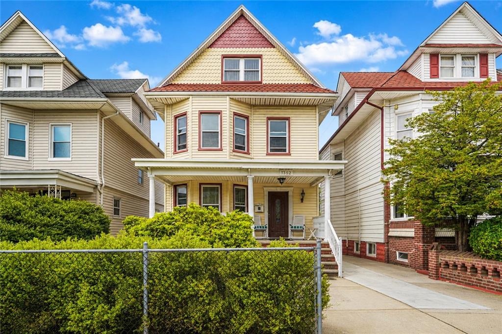 1352 Bay Ridge Parkway Dyker Heights Brooklyn NY 11228