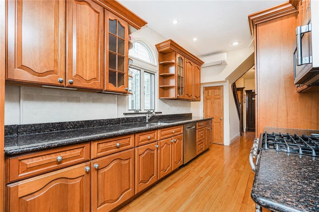 1352 Bay Ridge Parkway Dyker Heights Brooklyn NY 11228