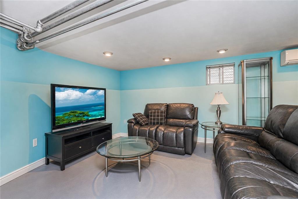1352 Bay Ridge Parkway Dyker Heights Brooklyn NY 11228