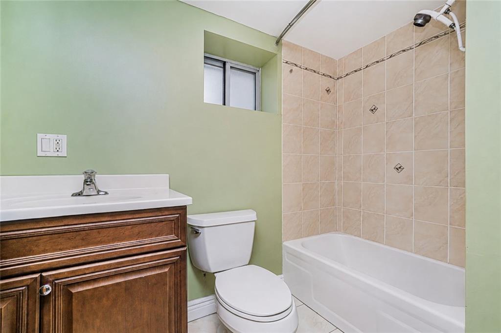 1352 Bay Ridge Parkway Dyker Heights Brooklyn NY 11228