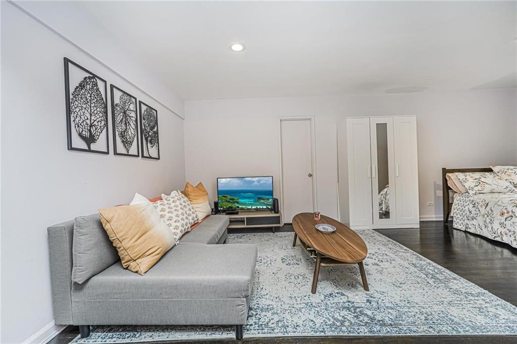 9511 Shore Road Bay Ridge Brooklyn NY 11209