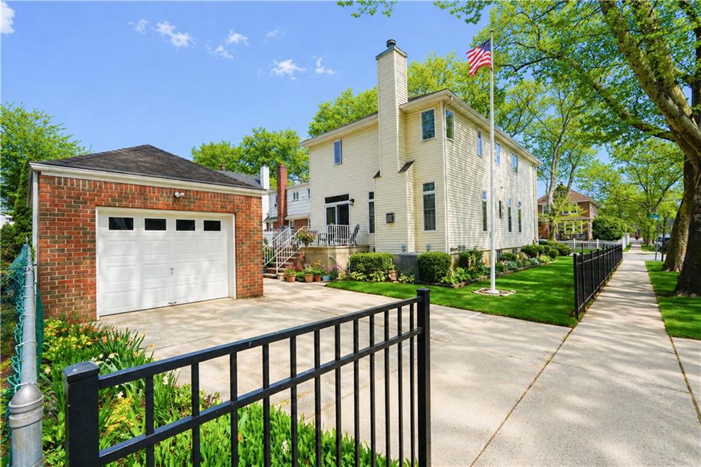 62 Coddington Avenue New Dorp Staten Island NY 10306