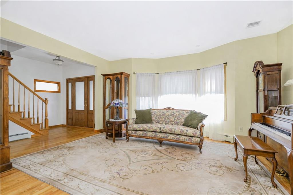 62 Coddington Avenue New Dorp Staten Island NY 10306