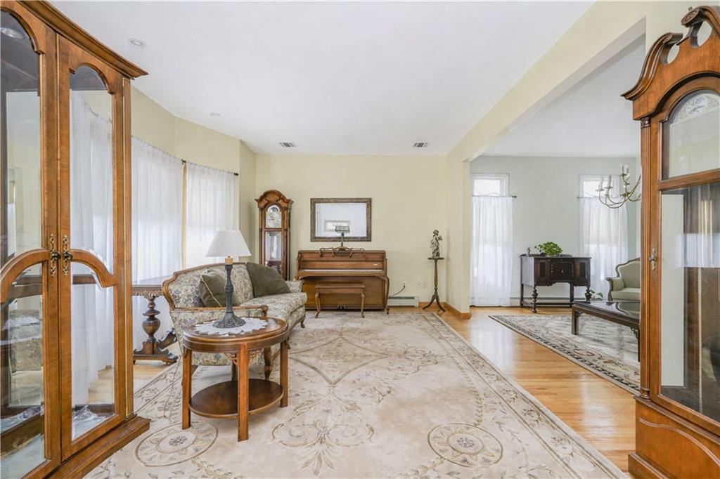 62 Coddington Avenue New Dorp Staten Island NY 10306