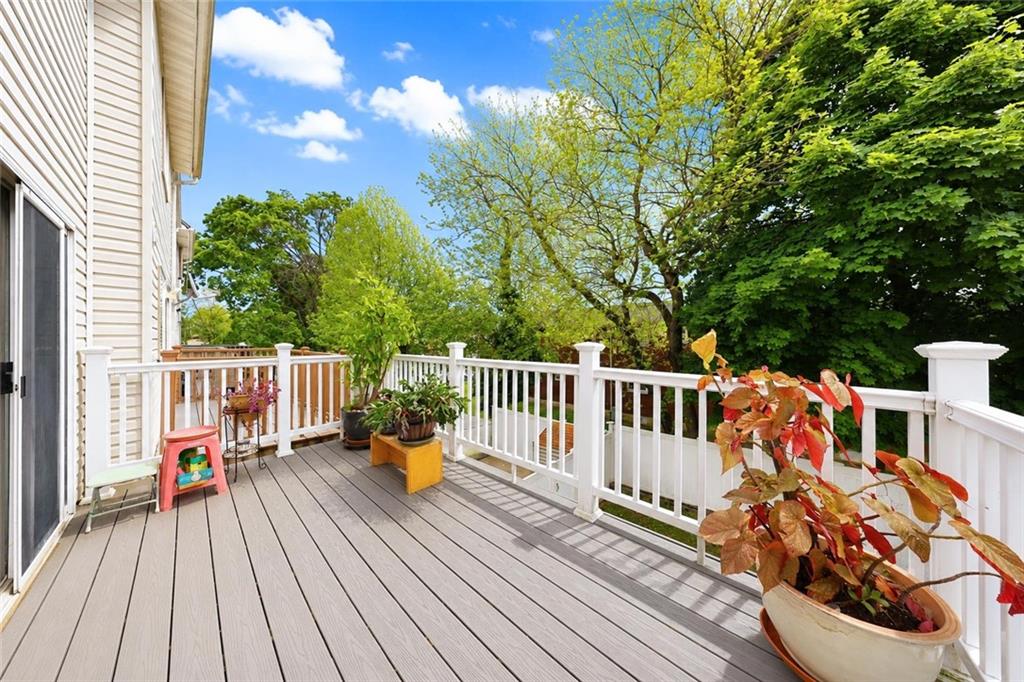 60 Guyon Avenue Oakwood Staten Island NY 10306