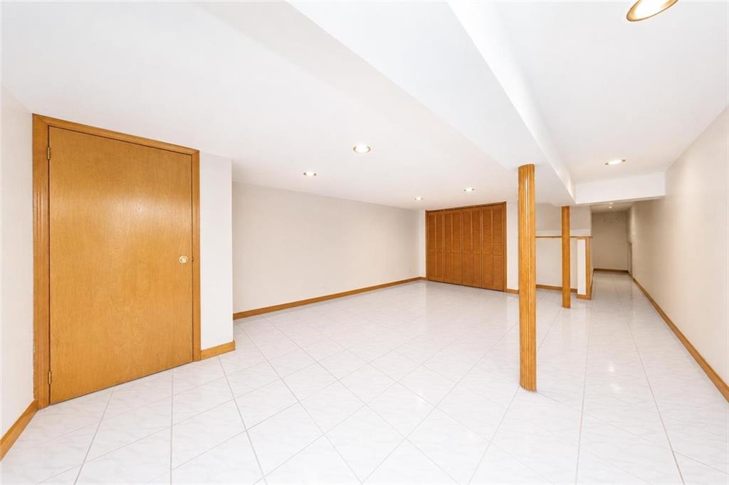60 Guyon Avenue Oakwood Staten Island NY 10306