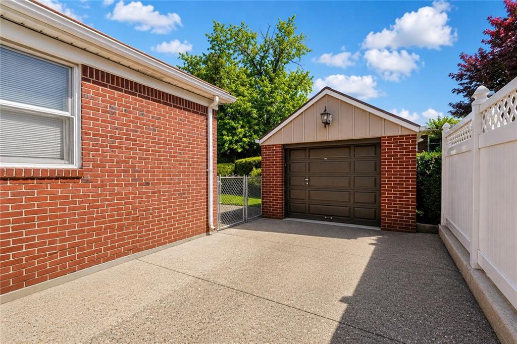 80-07 215th Street Queens Village NY 11427