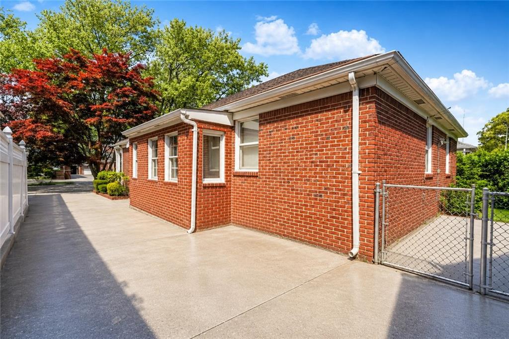 80-07 215th Street Queens Village NY 11427