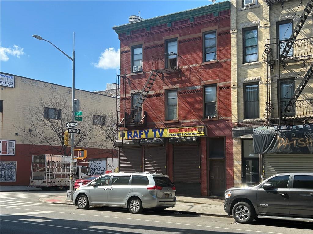 4424 3rd Avenue Sunset Park Brooklyn NY 11220