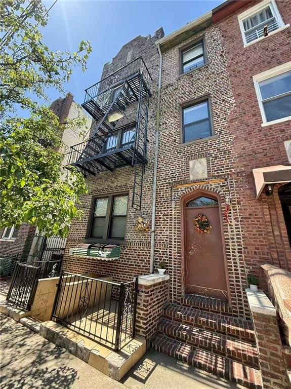 116 Gatling Place Bensonhurst Brooklyn NY 11209