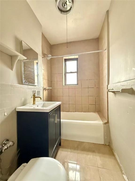 116 Gatling Place Bensonhurst Brooklyn NY 11209