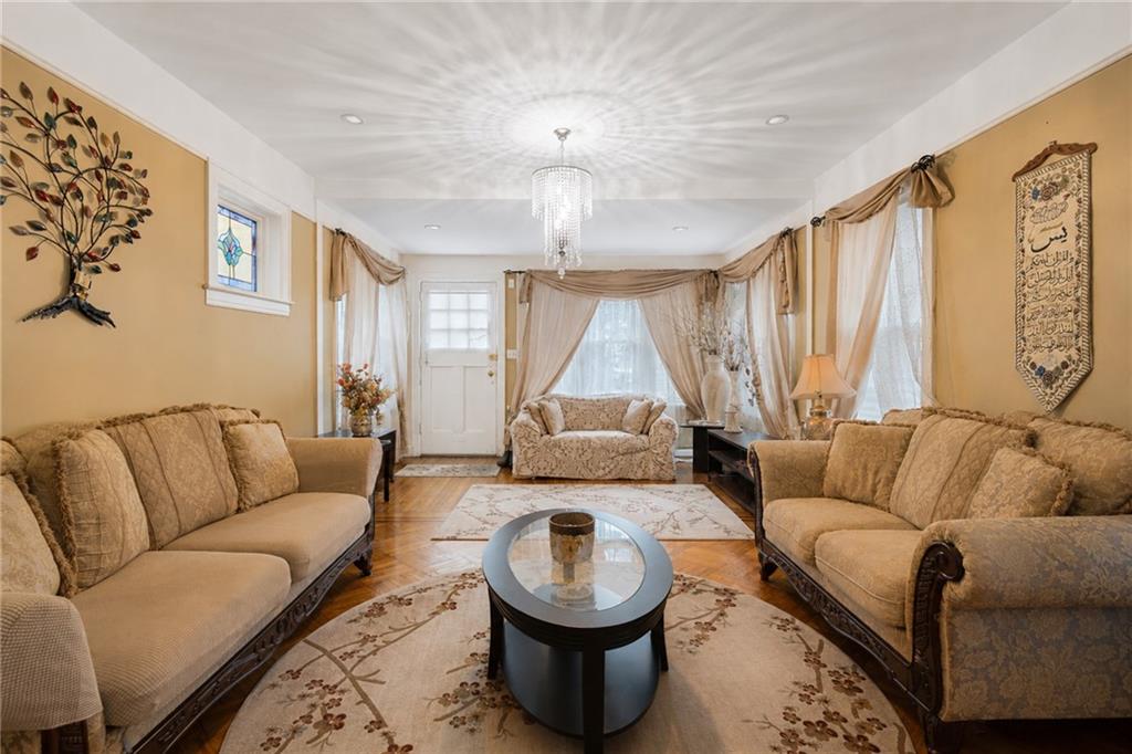 18 Lloyd Court Gravesend Brooklyn NY 11223