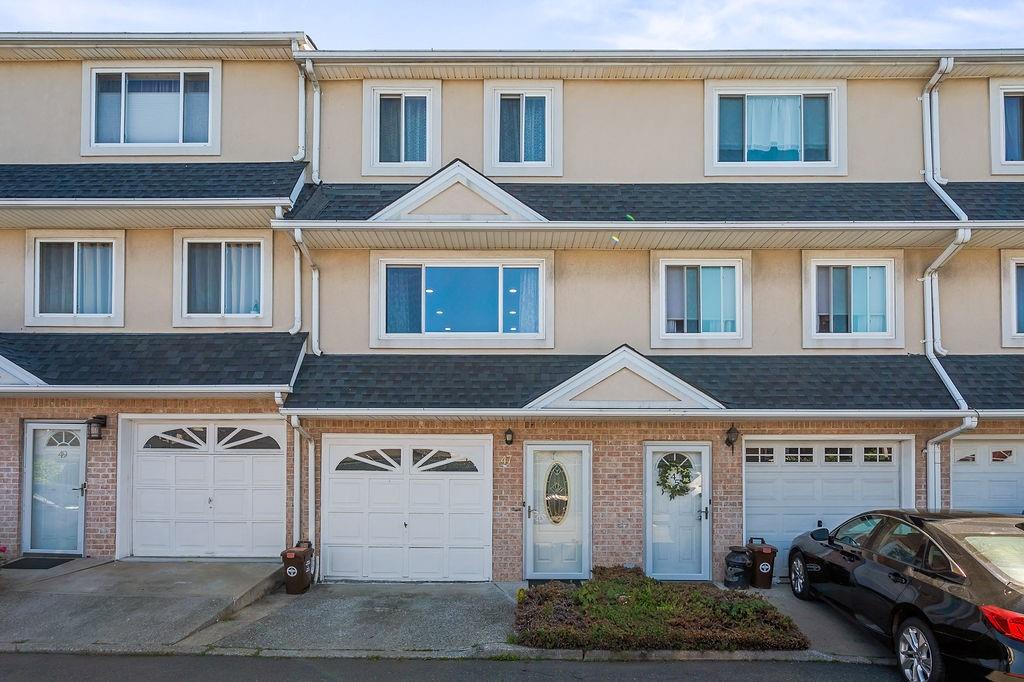 47 Seagate Court Arrochar Staten Island NY 10305
