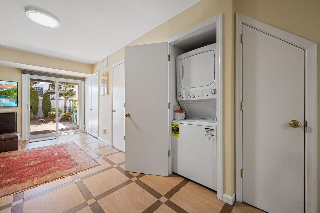 47 Seagate Court Arrochar Staten Island NY 10305