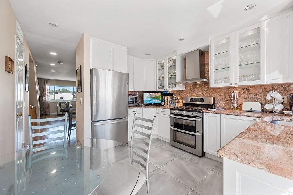 47 Seagate Court Arrochar Staten Island NY 10305
