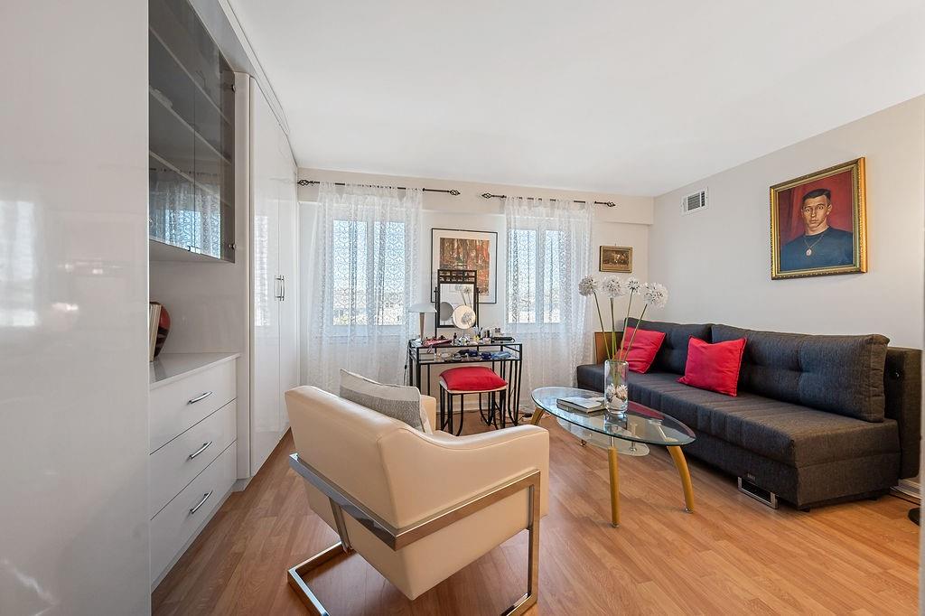 47 Seagate Court Arrochar Staten Island NY 10305