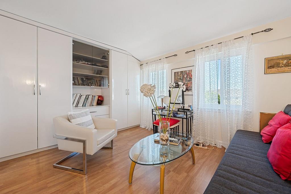 47 Seagate Court Arrochar Staten Island NY 10305