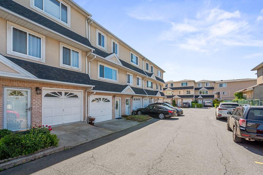 47 Seagate Court Arrochar Staten Island NY 10305