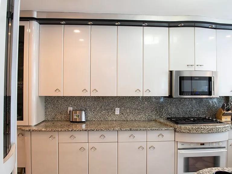 4305 Bedford Avenue Sheepshead Bay Brooklyn NY 11229