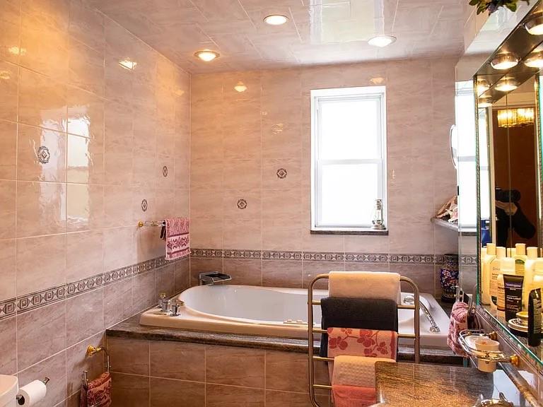 4305 Bedford Avenue Sheepshead Bay Brooklyn NY 11229