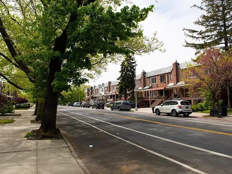 4305 Bedford Avenue Sheepshead Bay Brooklyn NY 11229