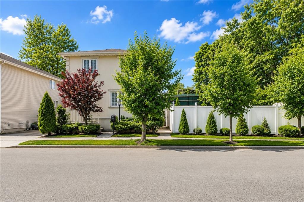 6 Raymond Place Port Richmond Staten Island NY 10310