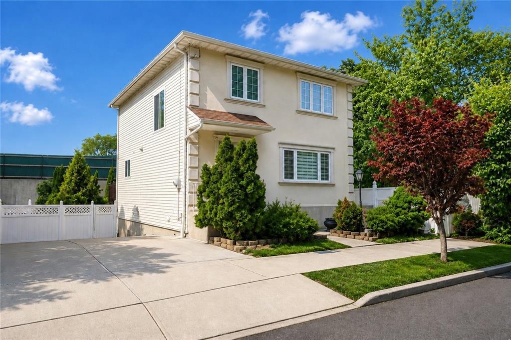 6 Raymond Place Port Richmond Staten Island NY 10310