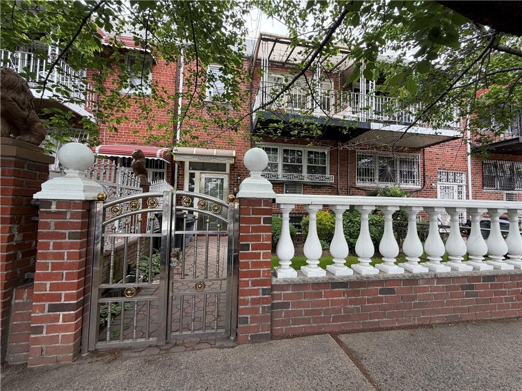 819 Hegeman Avenue East New York Brooklyn NY 11207