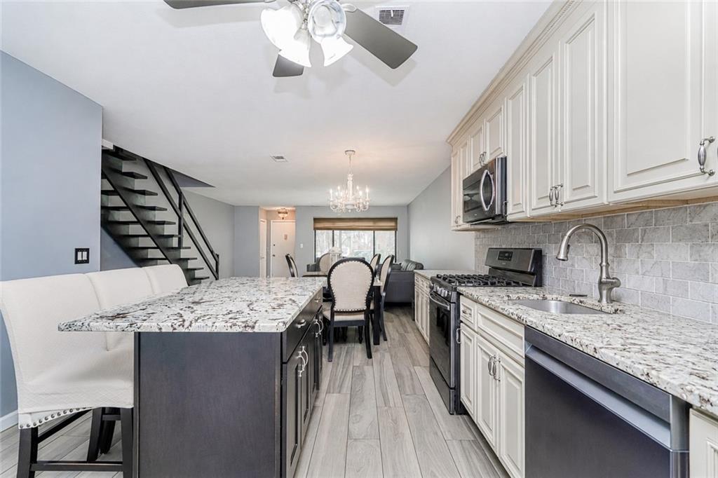 76 Belmar Drive New Springville Staten Island NY 10314