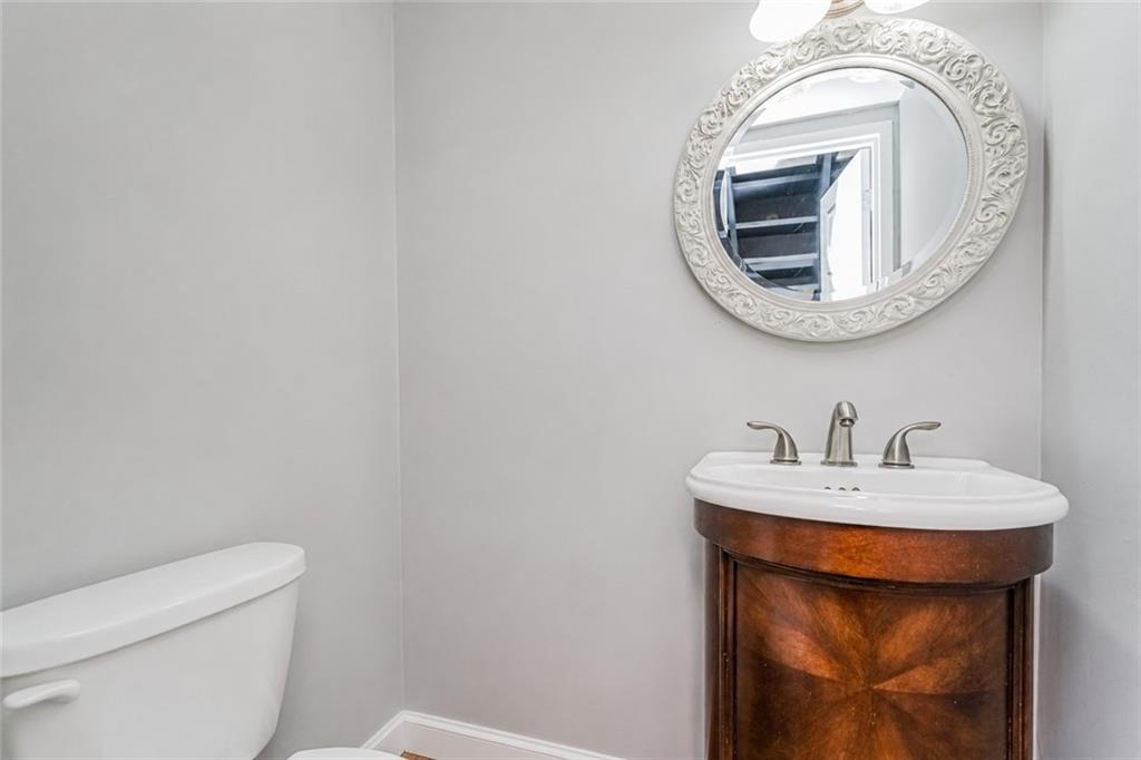 76 Belmar Drive New Springville Staten Island NY 10314