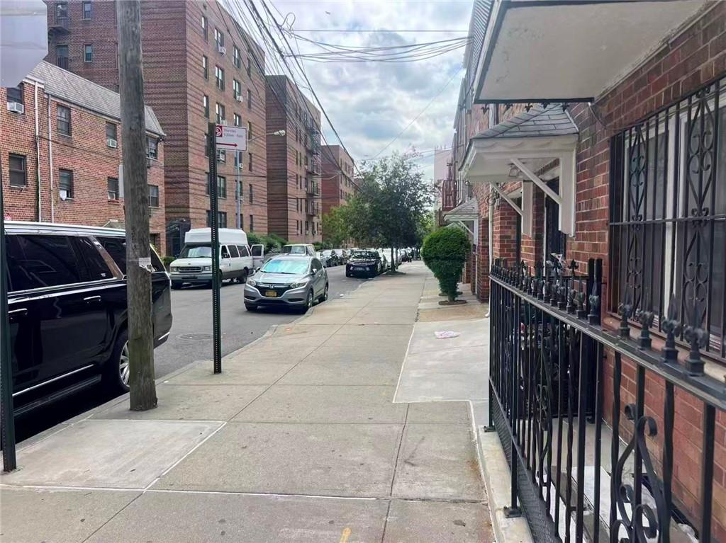 8345 Vietor Avenue Elmhurst Elmhurst NY 11373