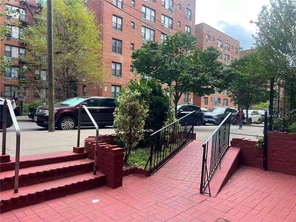 8345 Vietor Avenue Elmhurst Elmhurst NY 11373