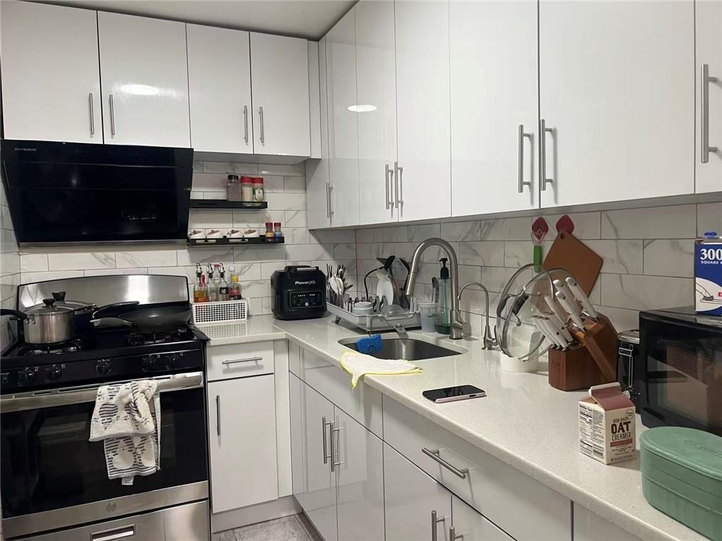8345 Vietor Avenue Elmhurst Elmhurst NY 11373