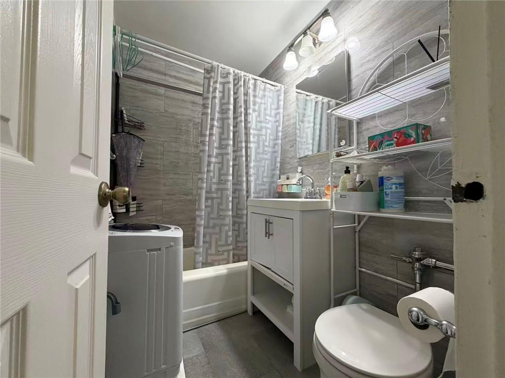 8345 Vietor Avenue Elmhurst Elmhurst NY 11373
