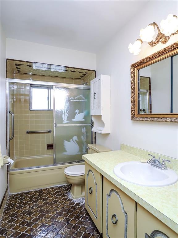 104 Winchester Avenue Eltingville Staten Island NY 10312