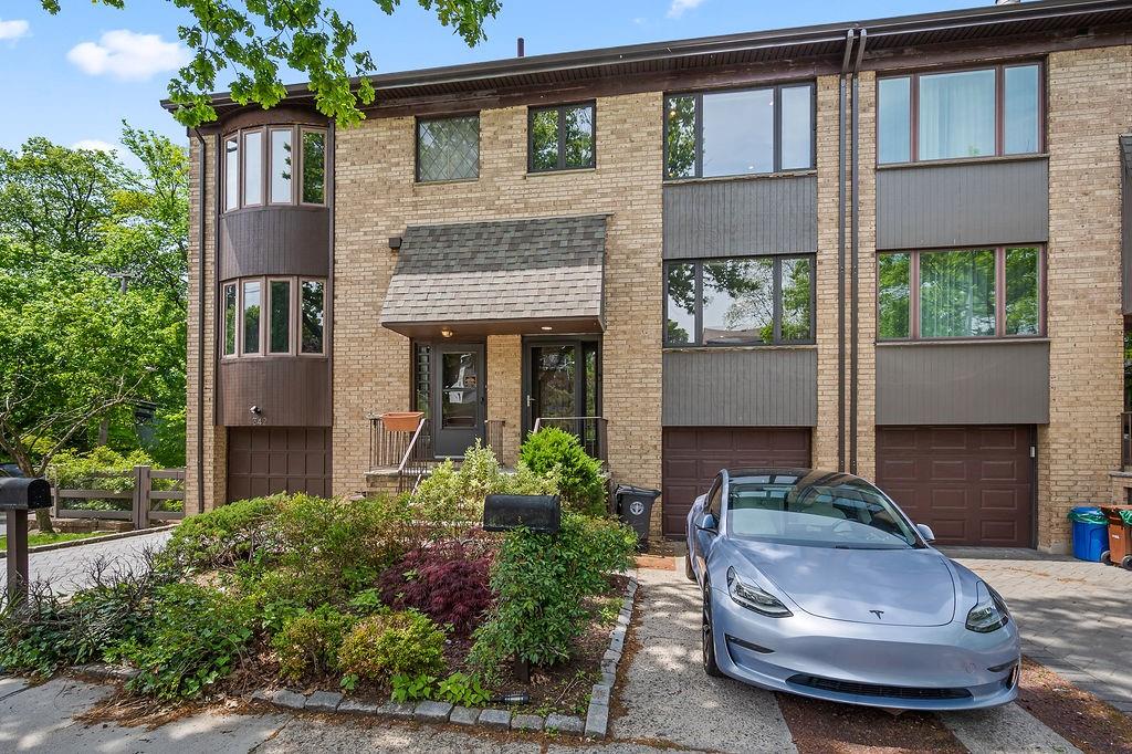 340 Hillbrook Drive Grasmere Staten Island NY 10305