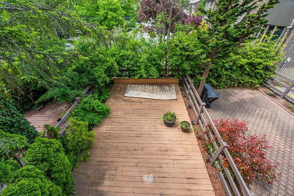 340 Hillbrook Drive Grasmere Staten Island NY 10305