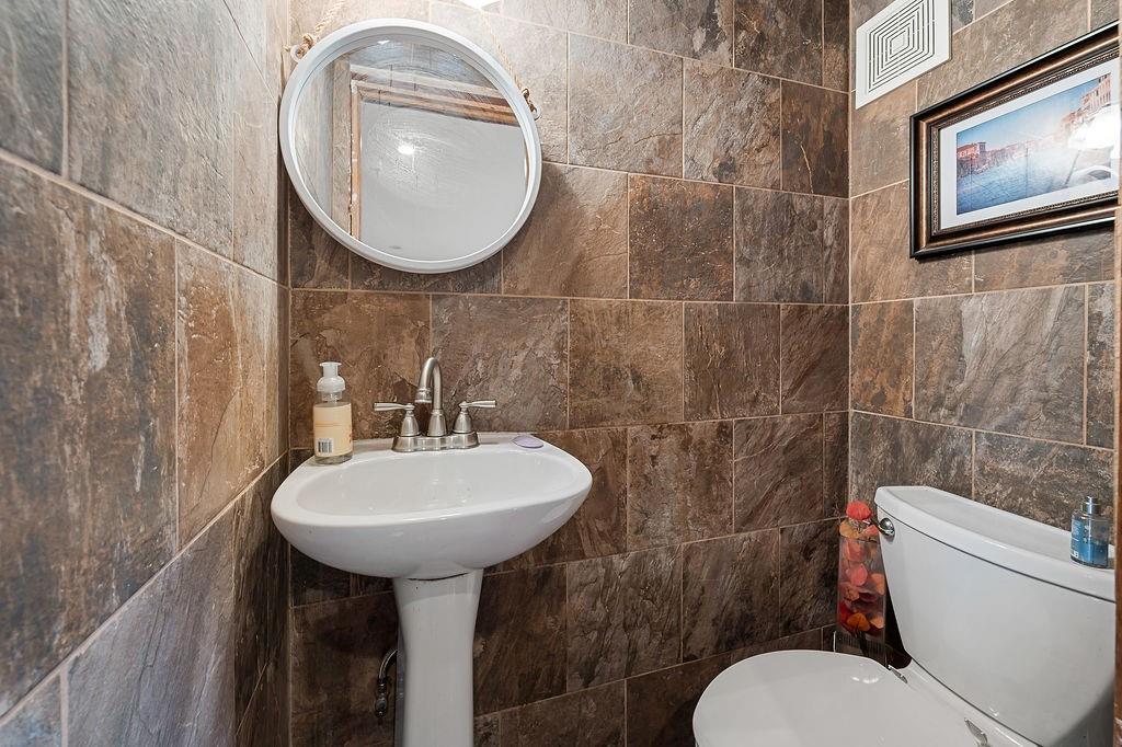 340 Hillbrook Drive Grasmere Staten Island NY 10305