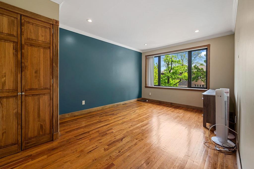 340 Hillbrook Drive Grasmere Staten Island NY 10305