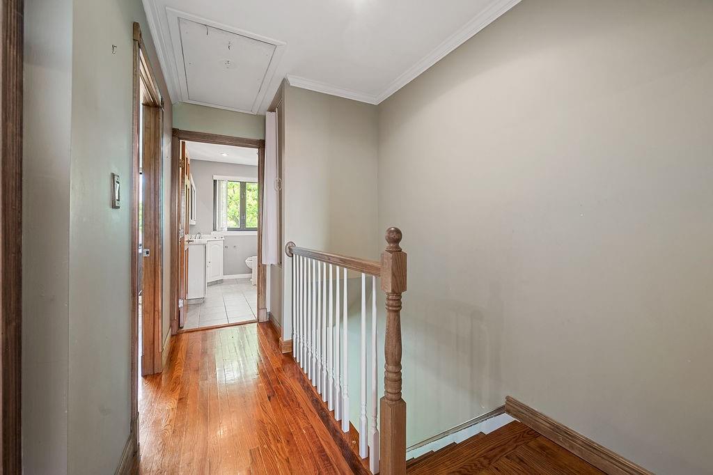 340 Hillbrook Drive Grasmere Staten Island NY 10305