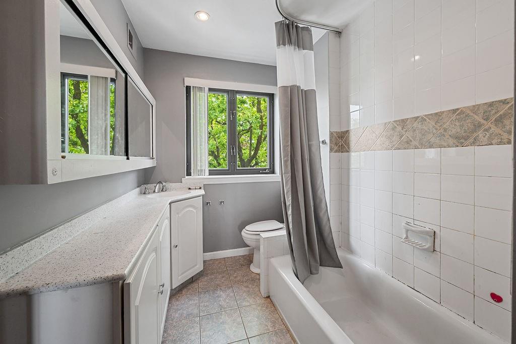 340 Hillbrook Drive Grasmere Staten Island NY 10305
