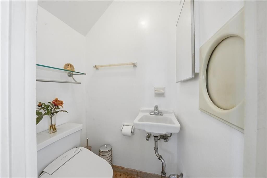 7320 Avenue T Bergen Beach Brooklyn NY 11234