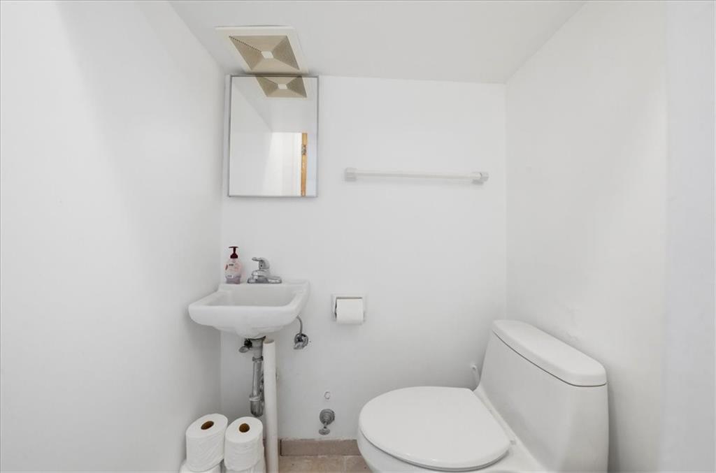 7320 Avenue T Bergen Beach Brooklyn NY 11234